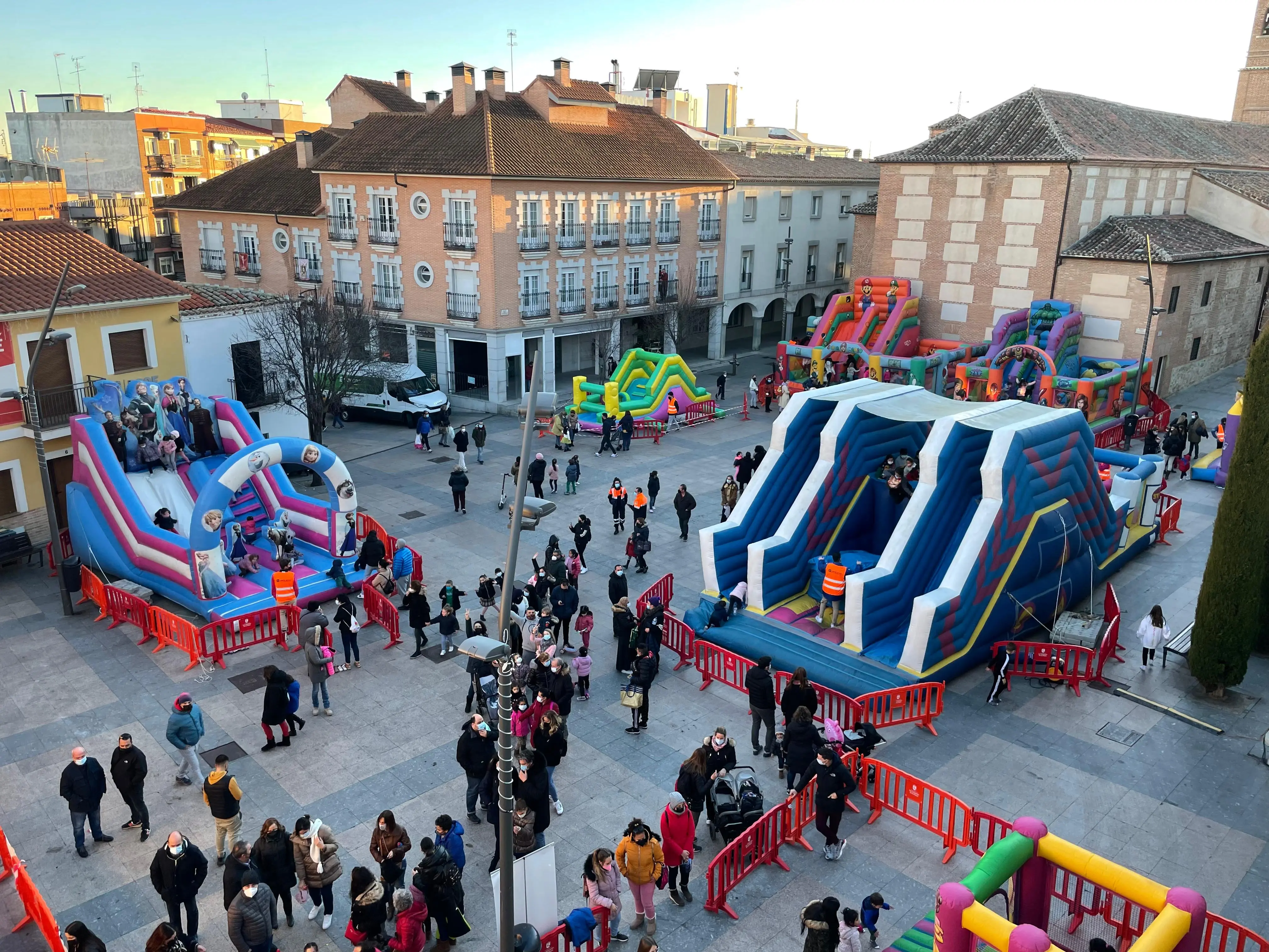 Alquiler de castillos hinchables en Madrid precios competitivos y eventos