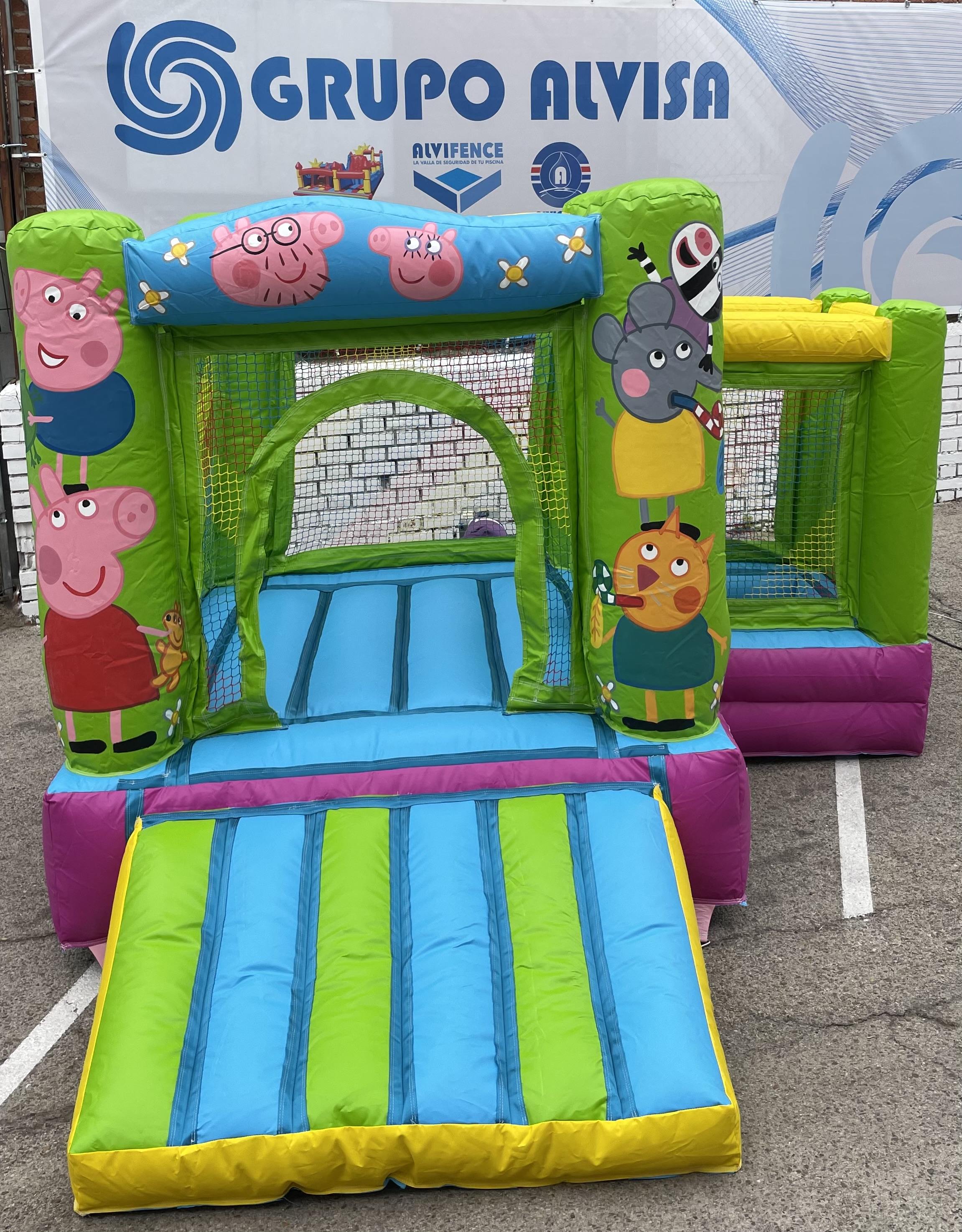 CASTILLO HINCHABLE SUPER HAPPY PEPPA PIG